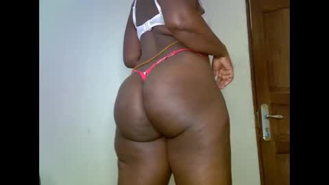 Snapshot of sweetrenne chatting on February 21, 9:45 am sweetrenne online show from February 21, 9:45 am