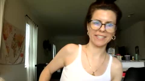 sweetriddance online show from April 11, 4:55 pm