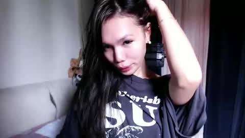 Snapshot of sweets_chinita69 chatting on October 8, 4:32 am sweets_chinita69 online show from October 8, 4:32 am