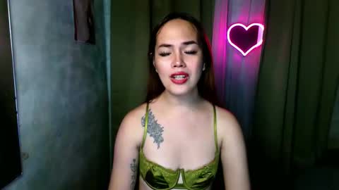 sweetsassyvv online show from January 17, 6:29 am