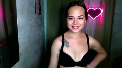 sweetsassyvv online show from February 2, 11:20 am