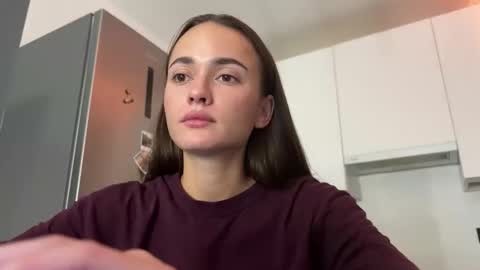 sweetsatalana online show from September 18, 9:28 pm