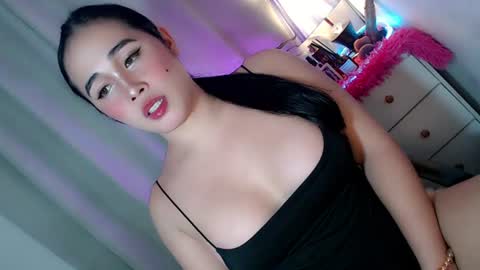 Snapshot of sweetsexybabe1 chatting on July 25, 7:22 pm JUST CALL ME BABE online show from July 25, 7:22 pm