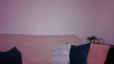 Snapshot of sweetsexyseductress chatting on December 22, 5:56 am JASMINE online show from December 22, 5:56 am