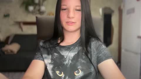 Sweet Shy online show from June 7, 11:08 pm
