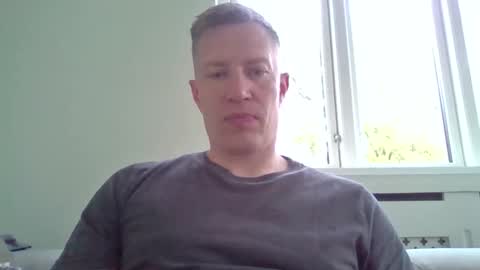 sweetsinner83 online show from May 6, 6:13 pm