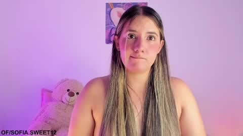 Snapshot of sweetsofi_12 chatting on May 5, 10:07 pm Sofia sweet online show from May 5, 10:07 pm