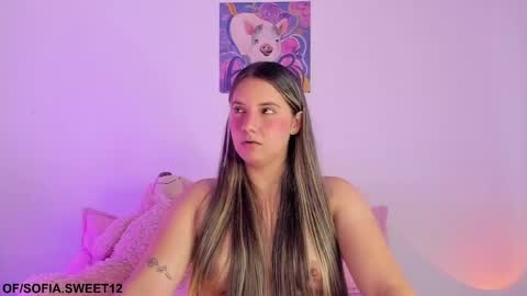 Snapshot of sweetsofi_12 chatting on May 16, 5:56 pm Sofia sweet online show from May 16, 5:56 pm