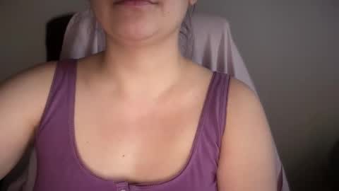 Snapshot of sweetssmashed chatting on May 26, 8:16 pm sweetssmashed online show from May 26, 8:16 pm