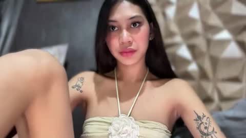 Snapshot of sweetstares chatting on September 9, 4:28 pm yanny online show from September 9, 4:28 pm