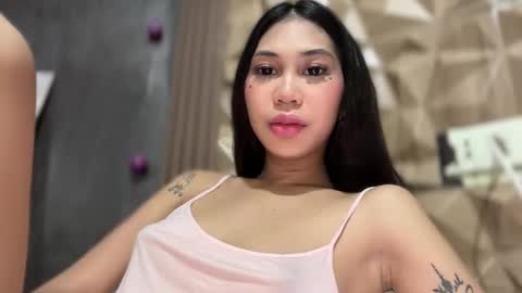 Snapshot of sweetstares chatting on September 14, 4:06 pm yanny online show from September 14, 4:06 pm