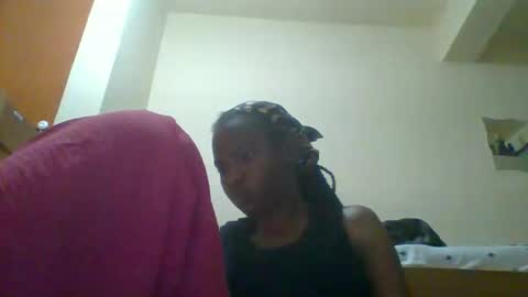 sweett_kimmie online show from April 20, 3:37 pm