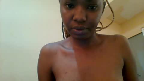 sweett_kimmie online show from June 26, 8:19 am