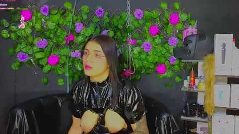 Molly -  INDEPENDENT MODEL online show from May 10, 7:57 am