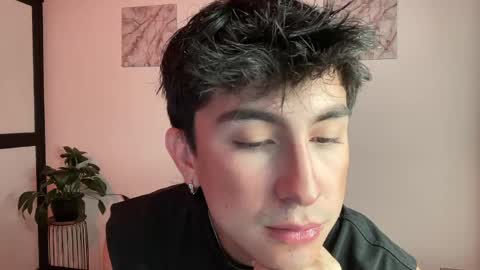 Andy  online show from April 29, 1:10 am
