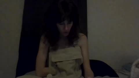 Snapshot of sweettoothtrixie chatting on December 9, 6:23 am Sweet Tooth Trixie online show from December 9, 6:23 am