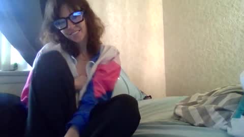 Snapshot of sweettoothtrixie chatting on December 13, 9:31 pm Sweet Tooth Trixie online show from December 13, 9:31 pm