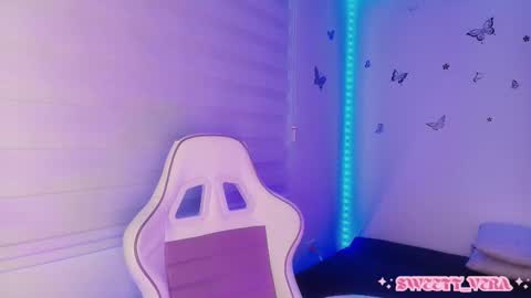 Veronica Independent Model online show from November 18, 11:03 am