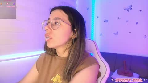 Snapshot of sweettvera_ chatting on June 8, 12:16 pm Veronica Independent Model online show from June 8, 12:16 pm