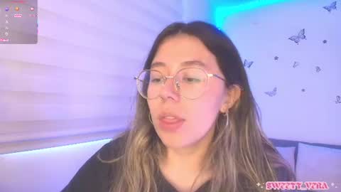 Snapshot of sweettvera_ chatting on July 6, 10:01 pm Veronica Independent Model online show from July 6, 10:01 pm