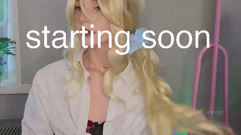 Elis  a little vacation Ill be here Saturday my schedules in bio online show from September 27, 9:14 am