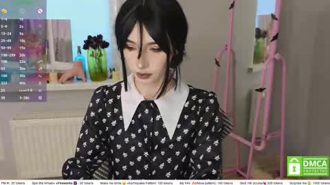 Snapshot of sweetuniporn chatting on February 28, 6:14 am Elis a little vacation Ill be here Saturday my schedules in bio online show from February 28, 6:14 am