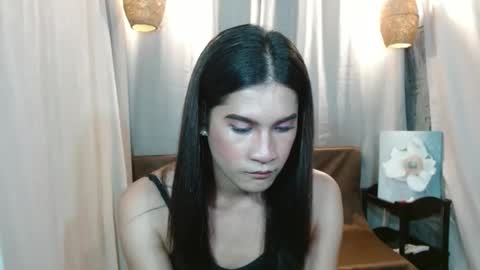 sweetvictoria2000 online show from February 5, 6:35 am