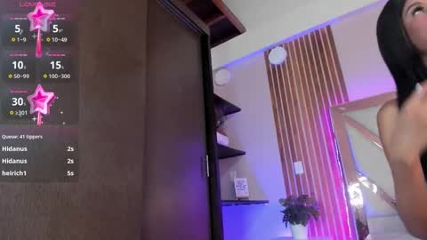 sweetviolet___ online show from February 23, 6:01 pm