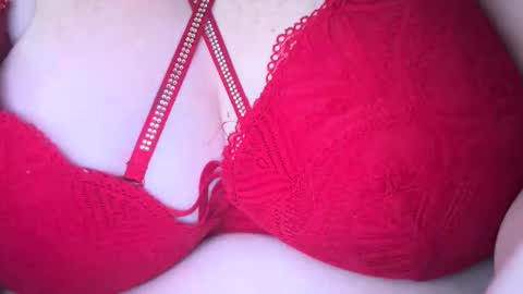 Snapshot of sweetvoice69 chatting on March 10, 5:43 am Alpha online show from March 10, 5:43 am
