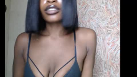 Snapshot of sweetxxboobsx chatting on September 16, 6:53 pm sweetxxboobsx online show from September 16, 6:53 pm
