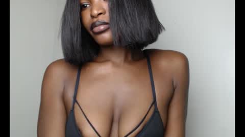 sweetxxboobsx online show from October 29, 9:27 pm