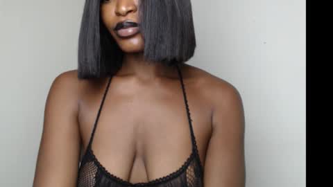 sweetxxboobsx online show from November 28, 8:06 am