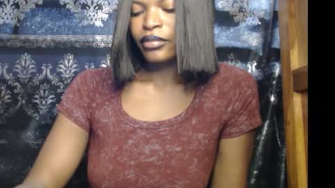 sweetxxboobsx online show from December 20, 11:39 am