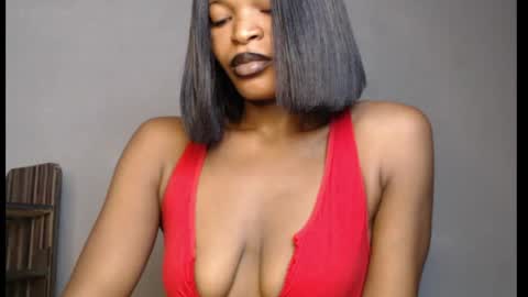 sweetxxboobsx online show from April 15, 8:21 am