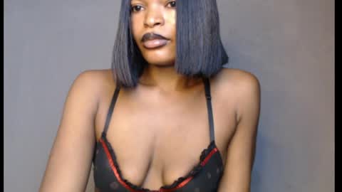 sweetxxboobsx online show from June 2, 8:38 am