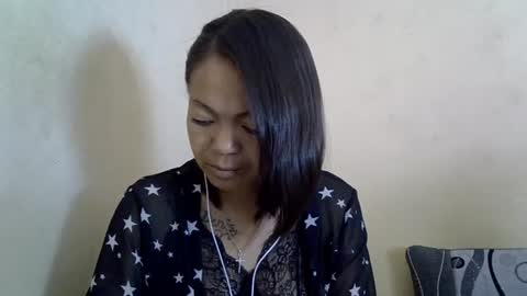 Snapshot of sweety_angel_7 chatting on October 6, 2:31 am Sarah online show from October 6, 2:31 am