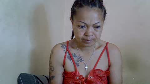 Snapshot of sweety_angel_7 chatting on October 15, 2:44 am Sarah online show from October 15, 2:44 am