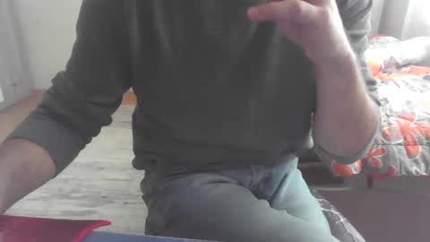 sweety_boy21 online show from January 11, 1:32 pm