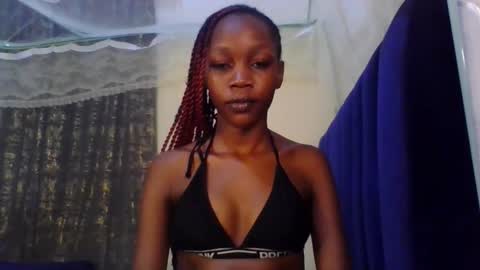 Vickky online show from April 28, 6:35 pm