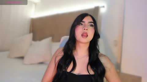 sweety nicole 3 online show from June 24, 4:44 am