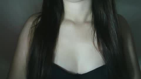 Snapshot of sweety_princess15 chatting on September 9, 4:28 pm sweety_princess15 online show from September 9, 4:28 pm