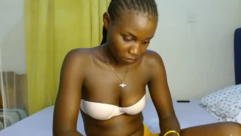 Dolly online show from April 7, 10:42 pm