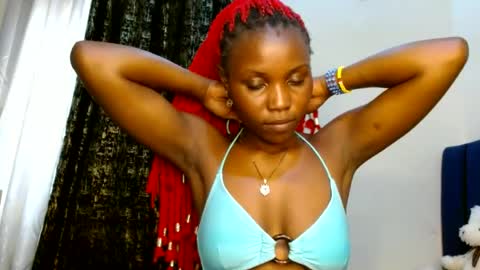 Snapshot of sweety_spixxy chatting on July 17, 10:55 am Dolly online show from July 17, 10:55 am