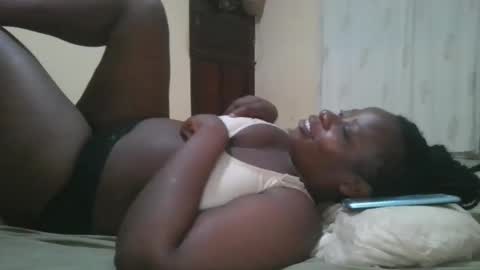 sweetyass25 online show from March 23, 6:45 pm