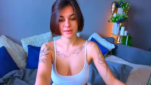 Snapshot of sweetykattyy chatting on July 9, 9:35 am Katya online show from July 9, 9:35 am