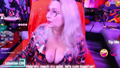 Lisa online show from December 14, 11:26 am