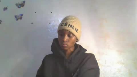 Snapshot of sweetypussy01 chatting on October 13, 6:19 pm sweetypussy01 online show from October 13, 6:19 pm