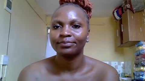 Snapshot of sweetzeal chatting on June 12, 8:24 am sweetzeal online show from June 12, 8:24 am
