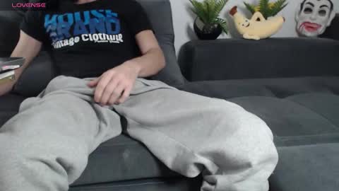 SwetLittleBoy4u online show from February 13, 12:56 pm