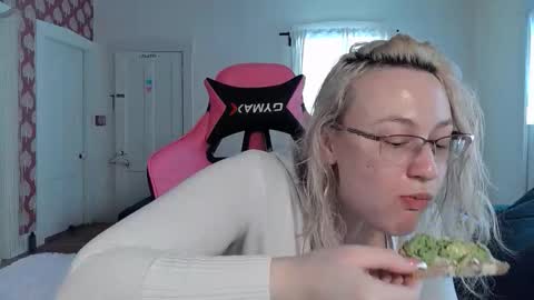 ashley blayde online show from February 6, 3:59 pm